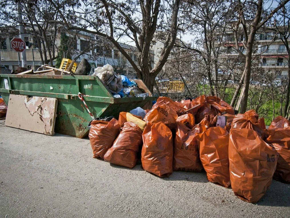 Круглосуточный вывоз мусора в Железнодорожном в октябре