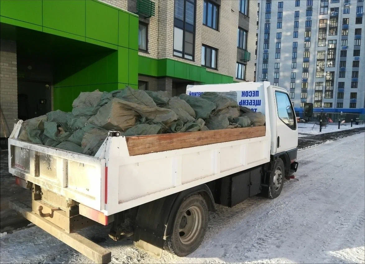 Вывоз мусора грузовым фургоном 3 тонны в Железнодорожном — цена от 1384 руб., ПроМусор