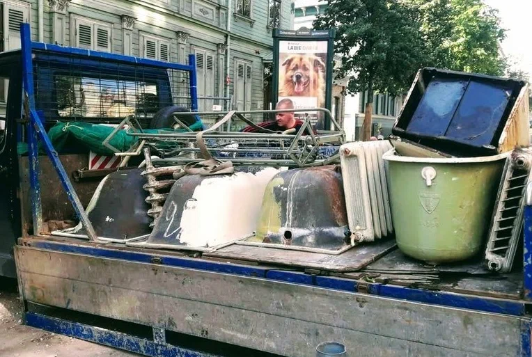 Вывоз старой сантехники в Железнодорожном от ПроМусор: быстро, недорого от 564 руб., утилизация и грузчики